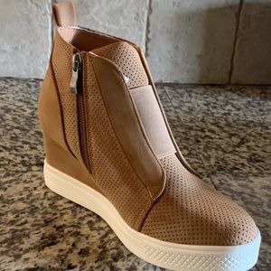 Camel Wedge Sneakers